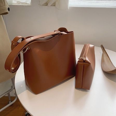 Charm-Women's large-capacity bag women's new fashion Korean
