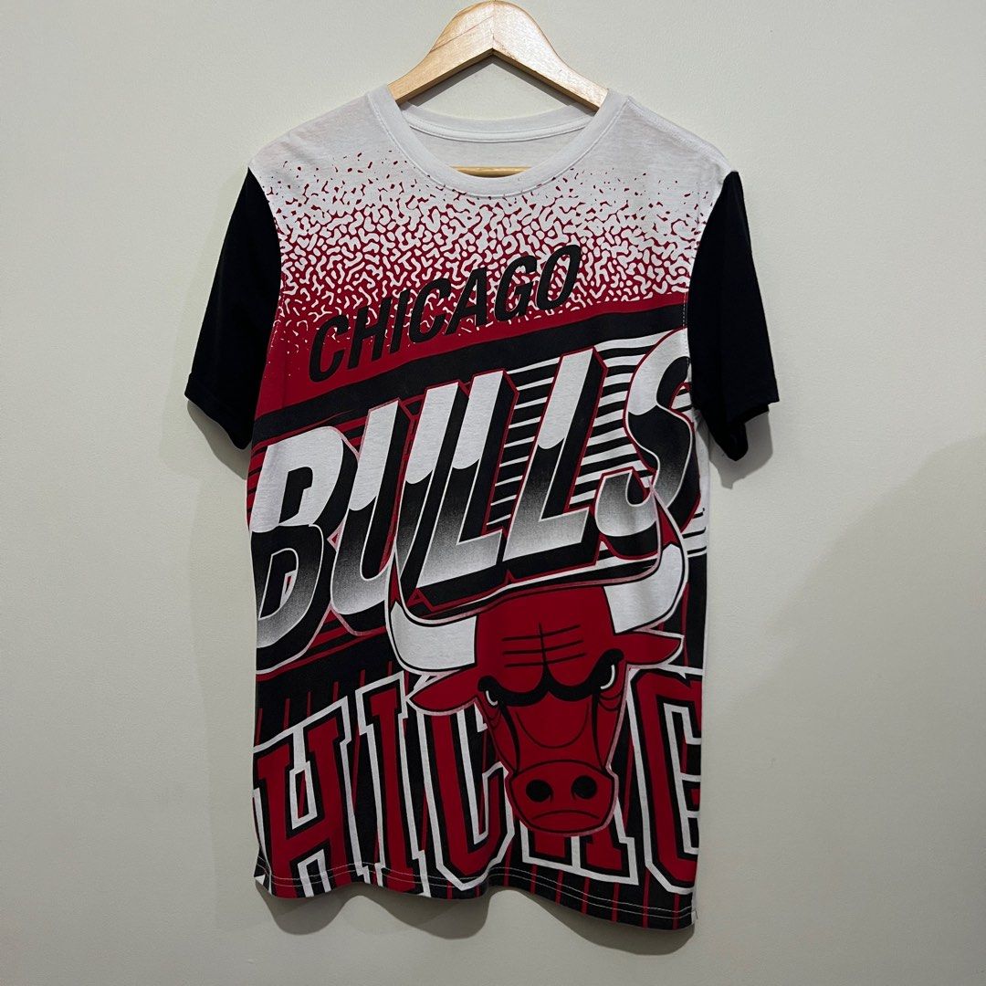 Chicago Bulls Baseball Jersey, Men's Fashion, Tops & Sets, Tshirts & Polo  Shirts on Carousell