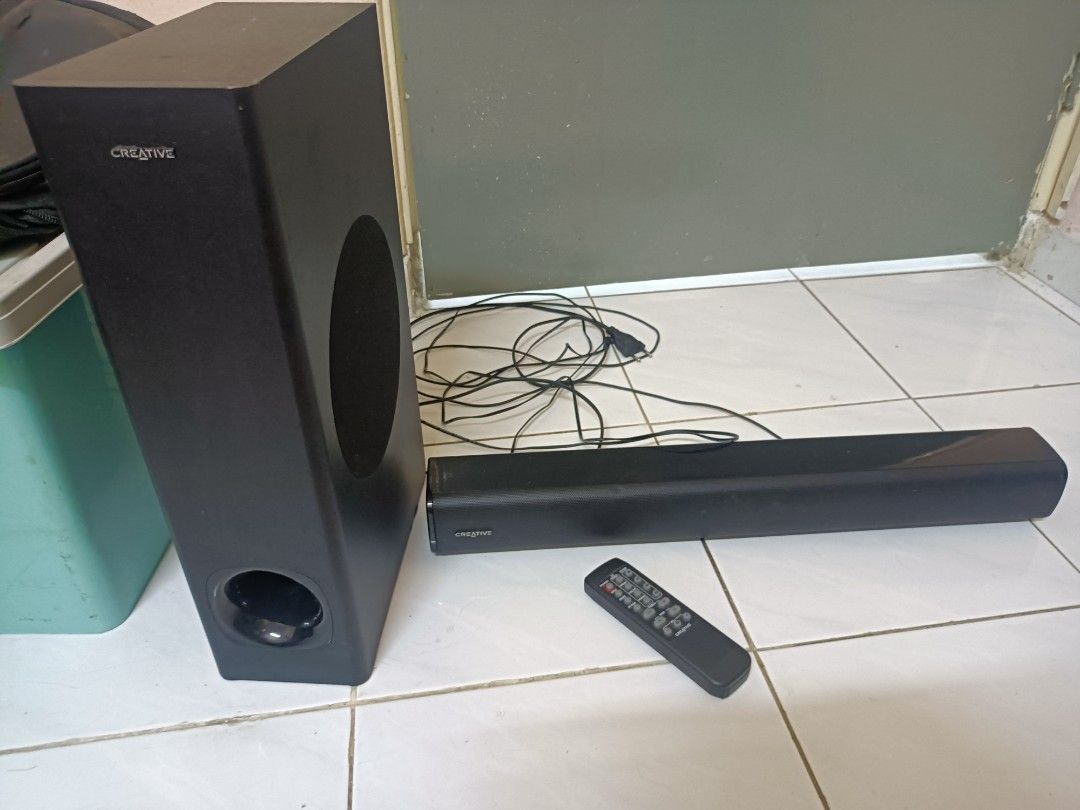 Creative soundbar online with woofer