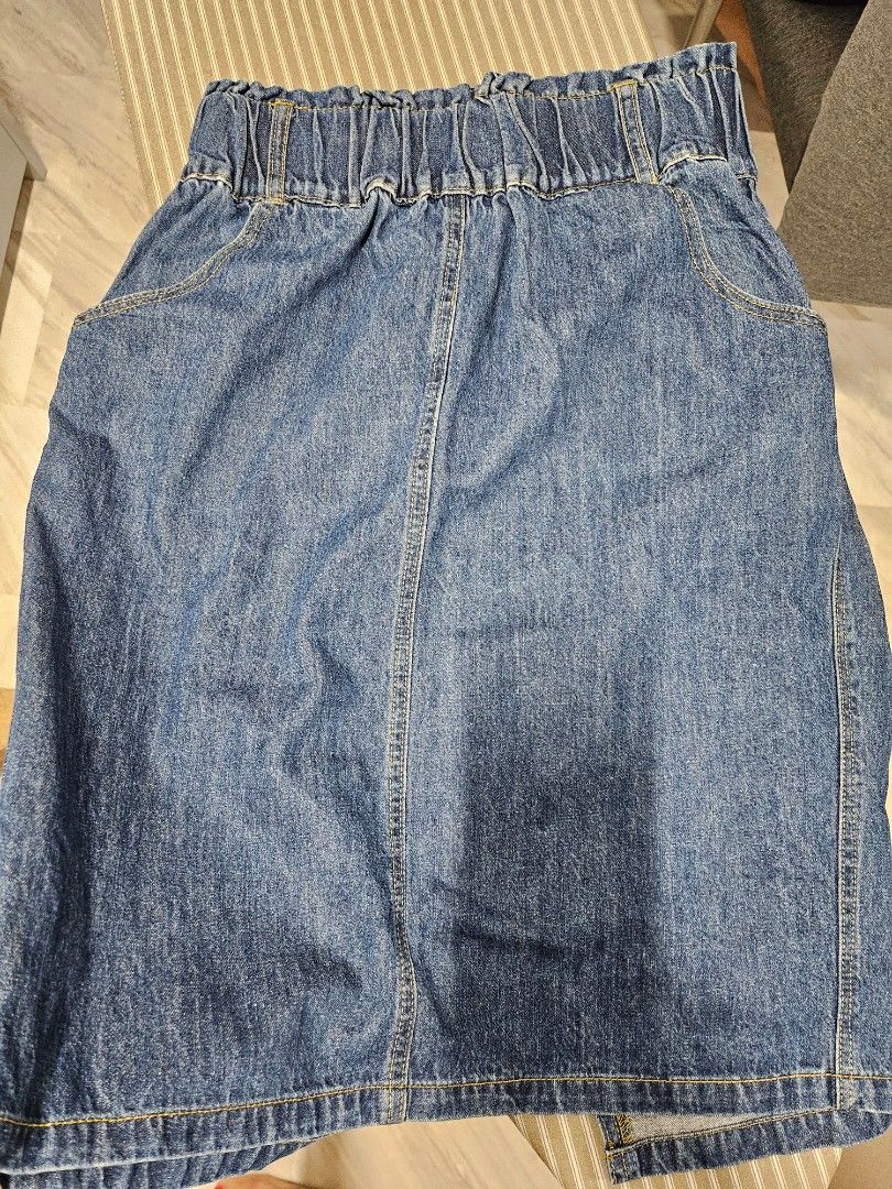 Elastic waist hotsell denim skirt