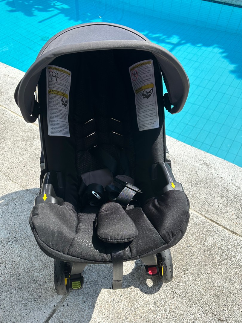 Doona Infant Car Seat and Stroller, Babies & Kids, Going Out, Strollers
