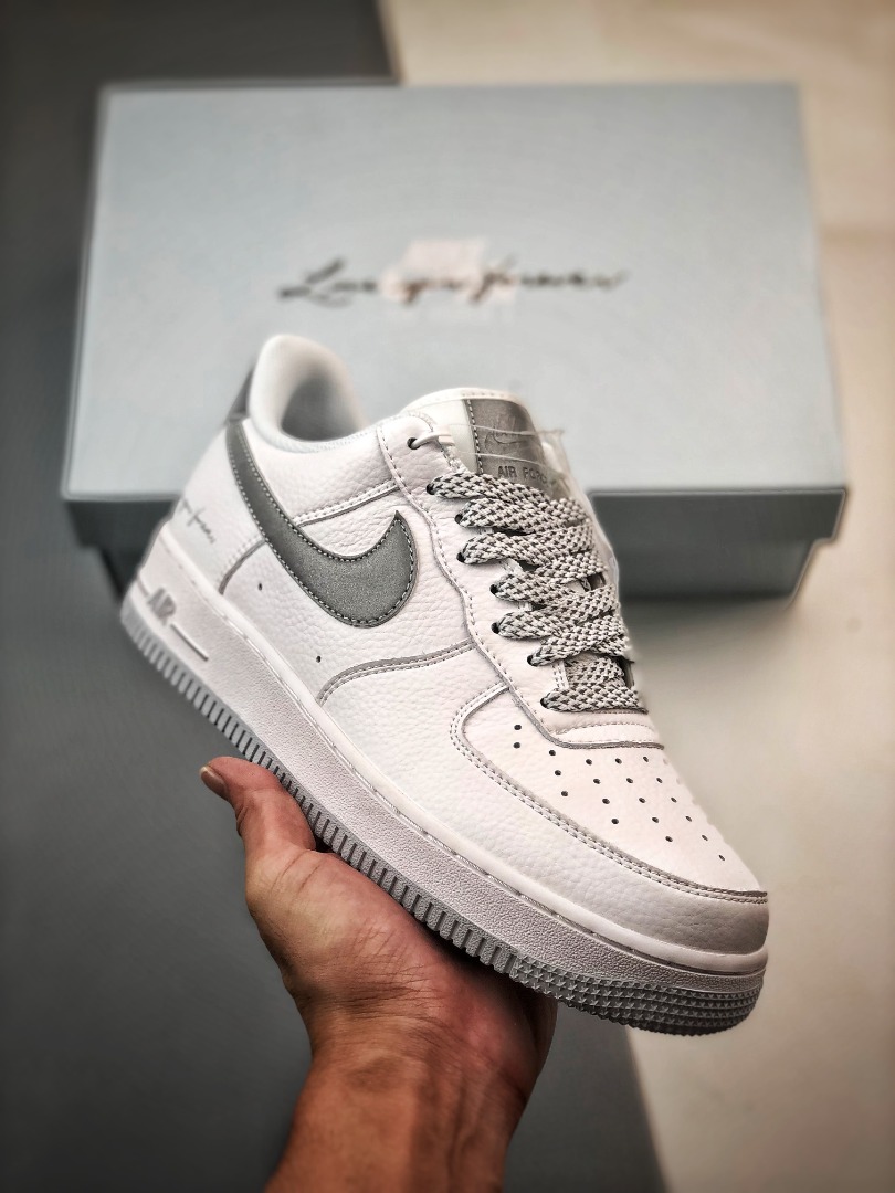 Drake x Air Force 1 Low, Men's Fashion, Footwear, Sneakers on Carousell