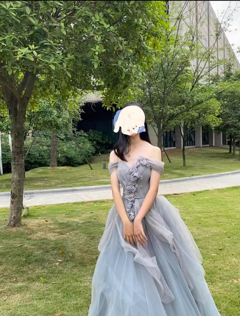 Light grey on sale evening gown