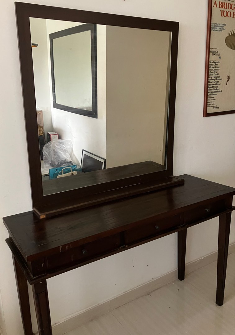 Arpico hot sale dressing table
