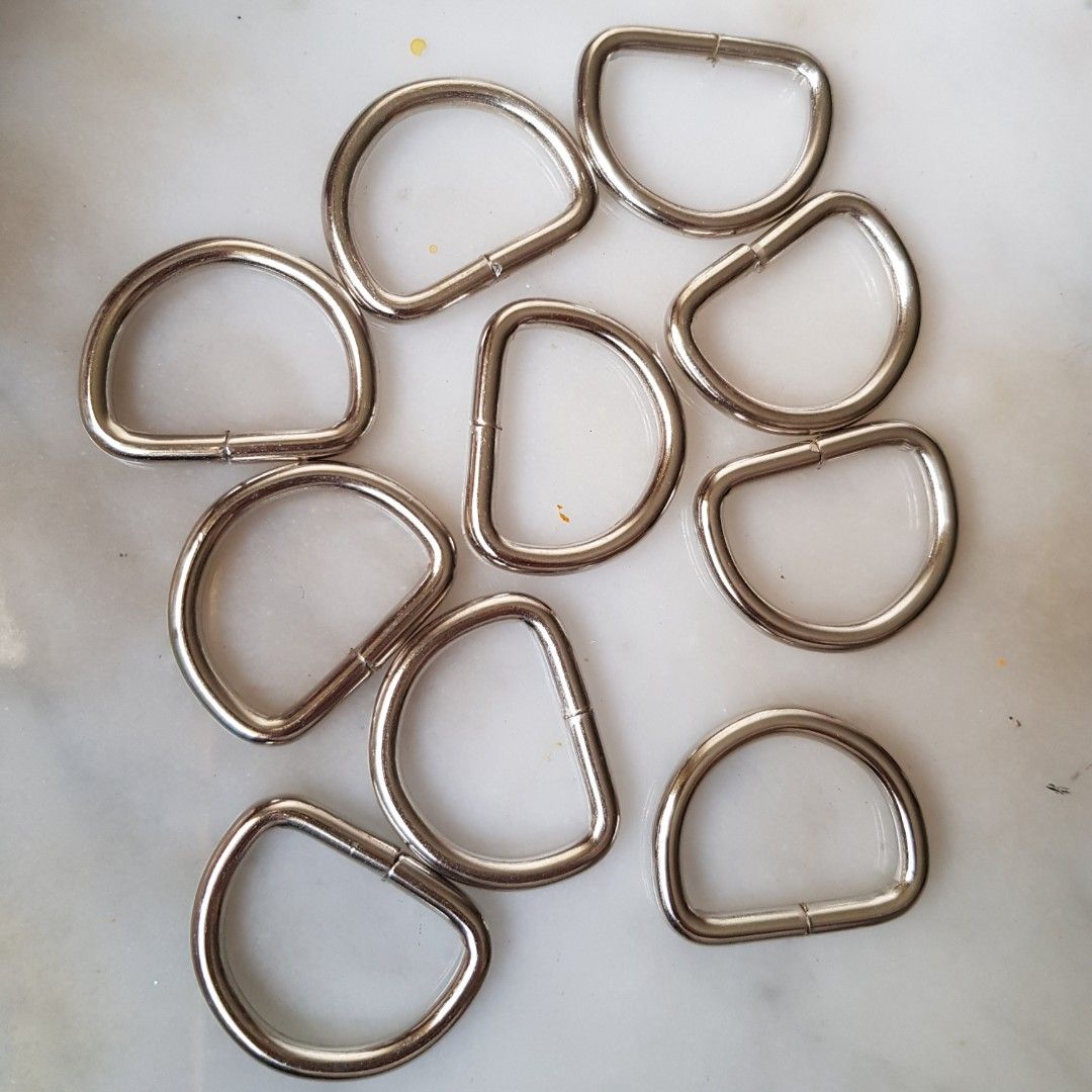D ring outlet