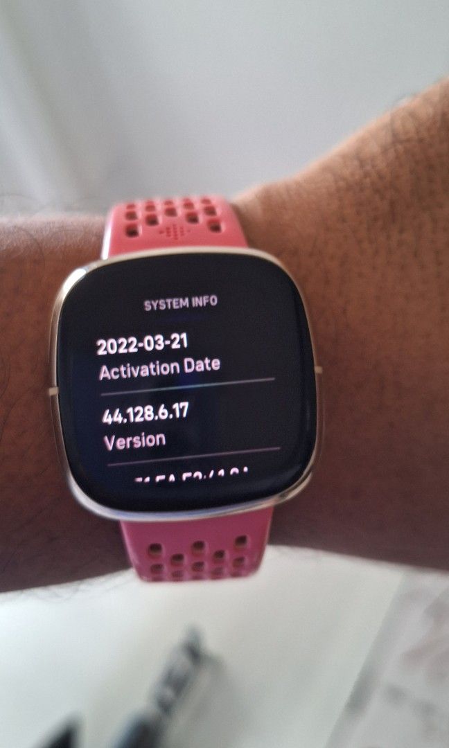 Fitbit discount sense pebble