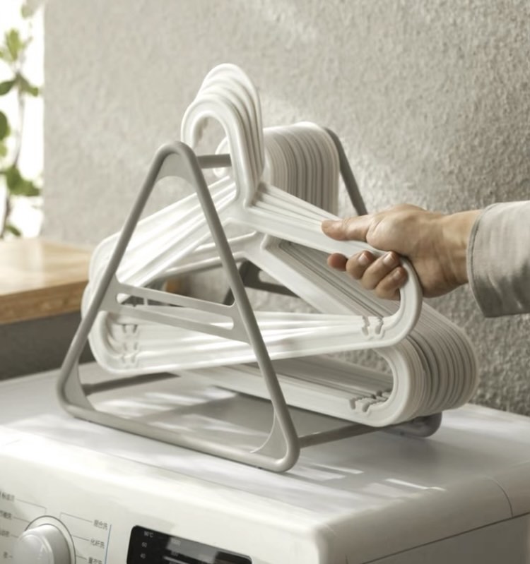 Free Hangers Organiser/ Rack, Furniture & Home Living, Home Improvement & Organisation, Storage