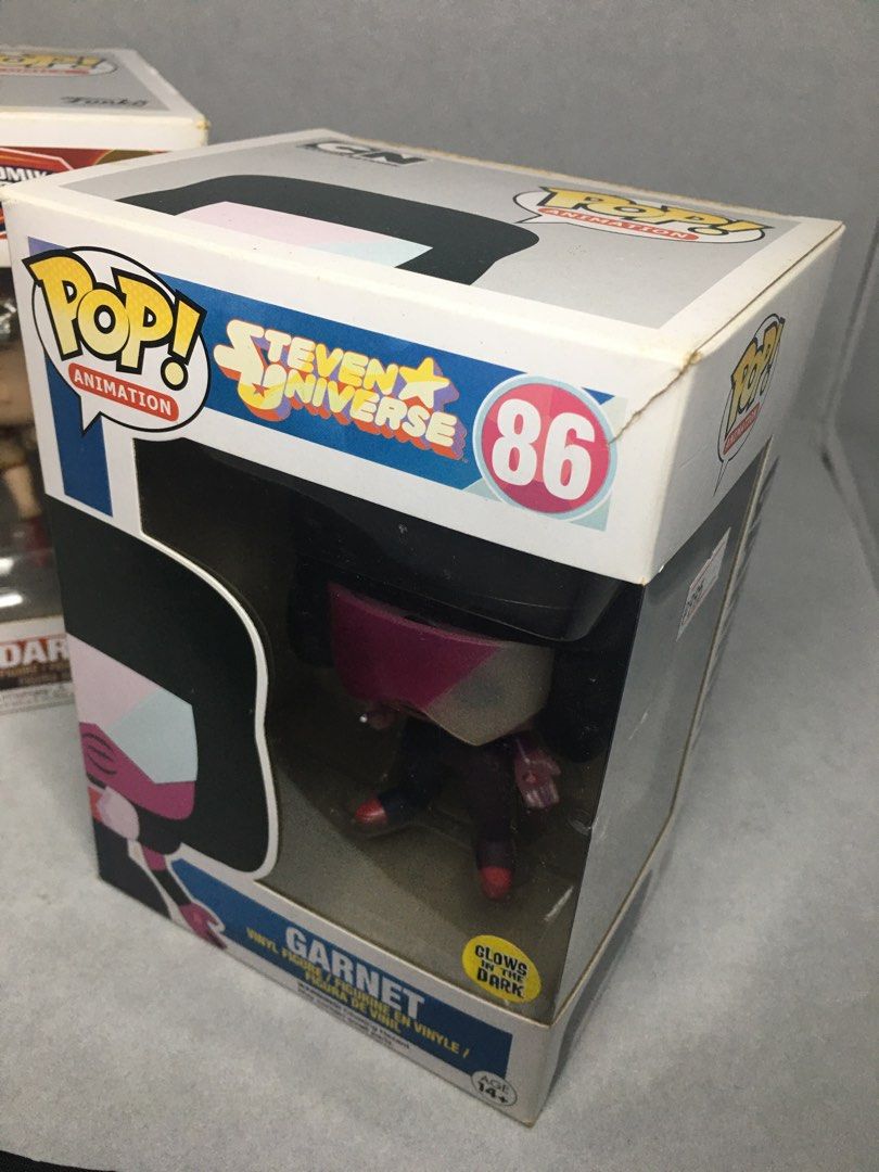 funko darna garnet (Category: Designer & Blind Box Toys) located in San Juan City. Submitted by vrgyl (Listing ID 1249867099, Image 2). Description: authentic funko item buy both for P2,500 darna P 1300 box cond. 7/10 yellowish stains on box due to age garnet P1800.