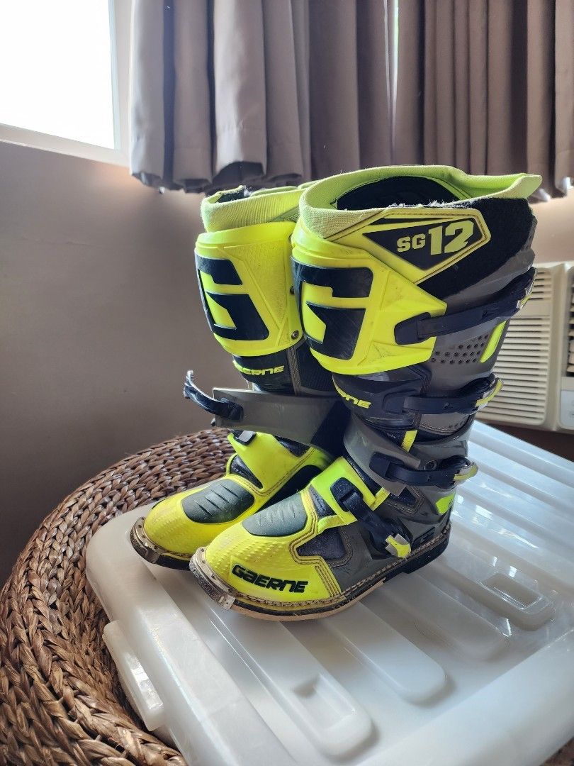 Used motocross clearance boots size 9