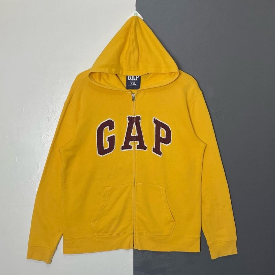 Yellow hotsell gap sweater