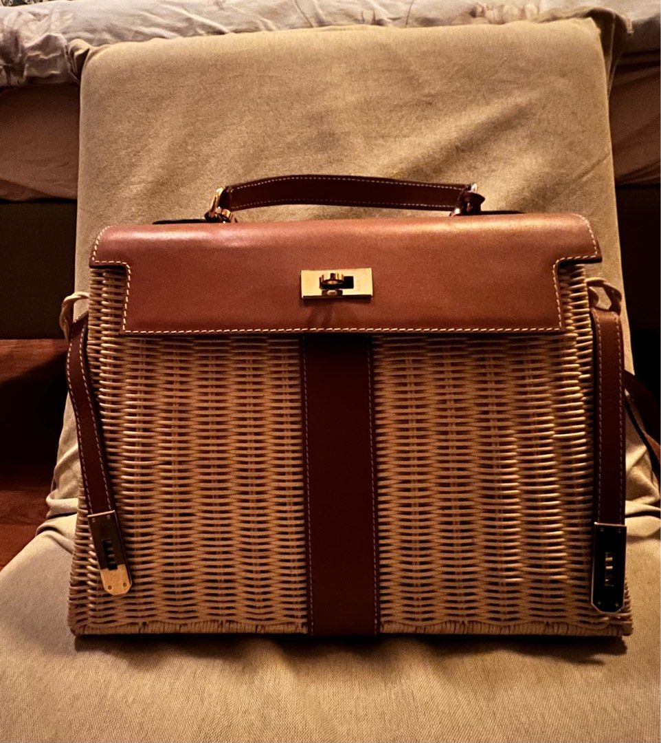 Wicker store leather bag