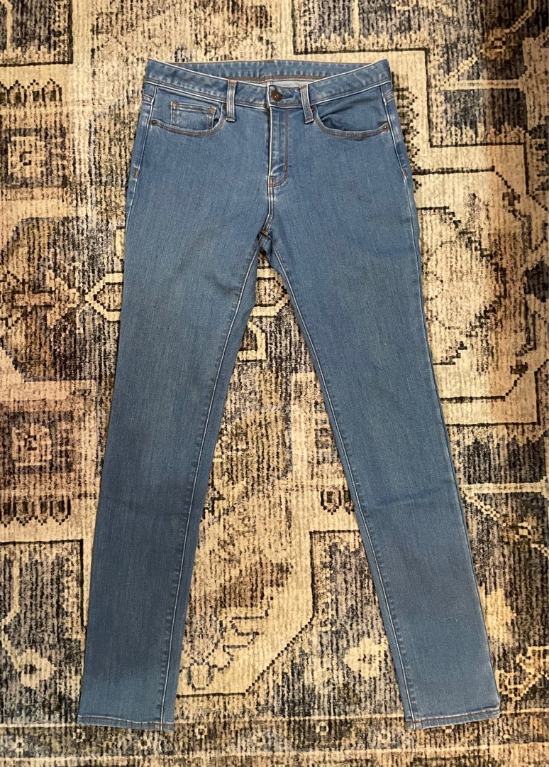 GU uniqlo jeans Men s Fashion Bottoms Jeans on Carousell