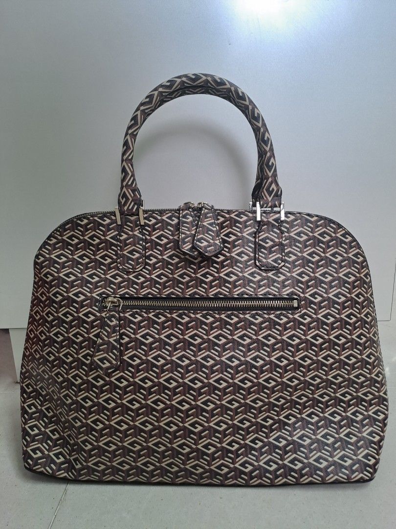 G by guess handbags store