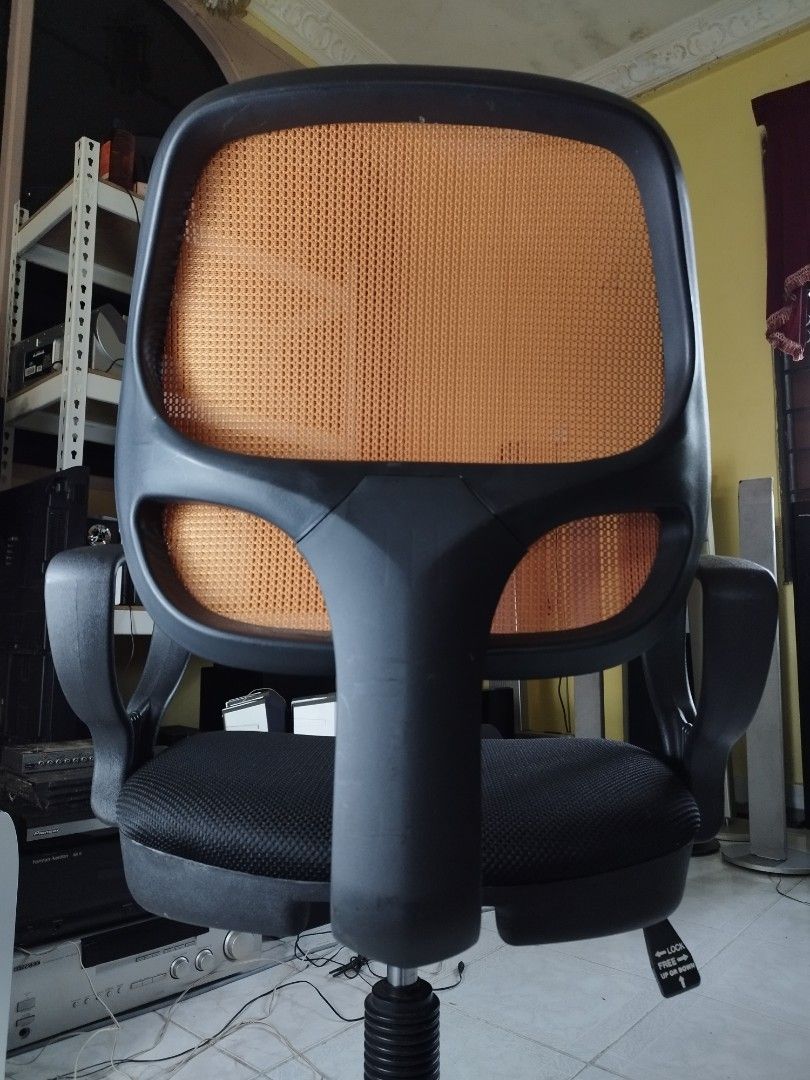 hercules office chair adjustments controls        <h3 class=