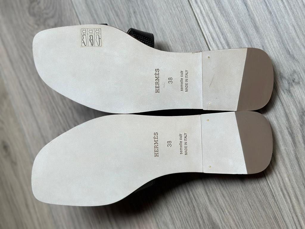 Below europe retail. Hermes Oran Sandals Black Lizard size 38 full set  receipt and cites, Women's Fashion, Footwear, Sandals on Carousell