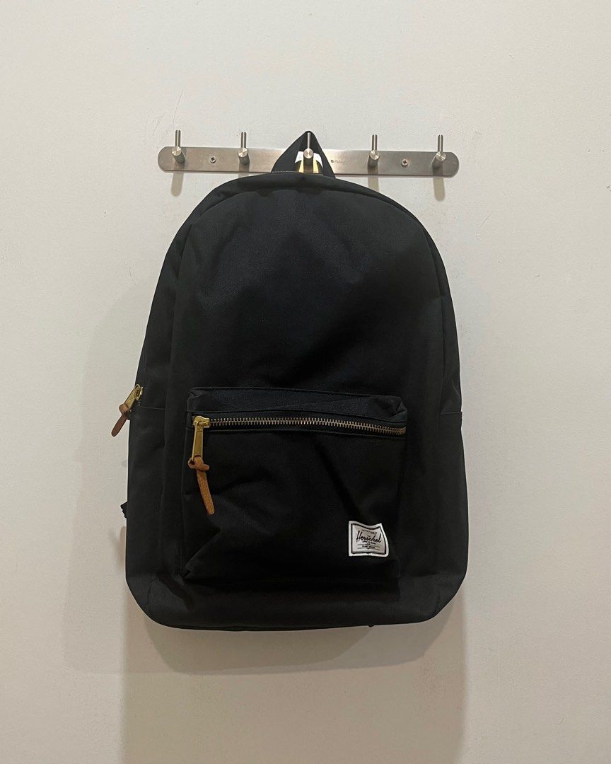 Herschel hot sale settlement black