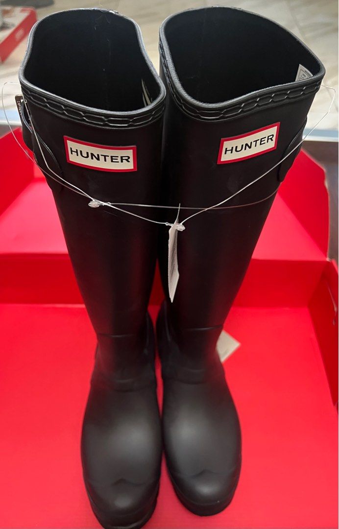 Hunter 長靴tall rain boots，正版全新US 9 Black, 加拿大買, 女裝, 鞋