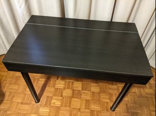 Vika outlet work table