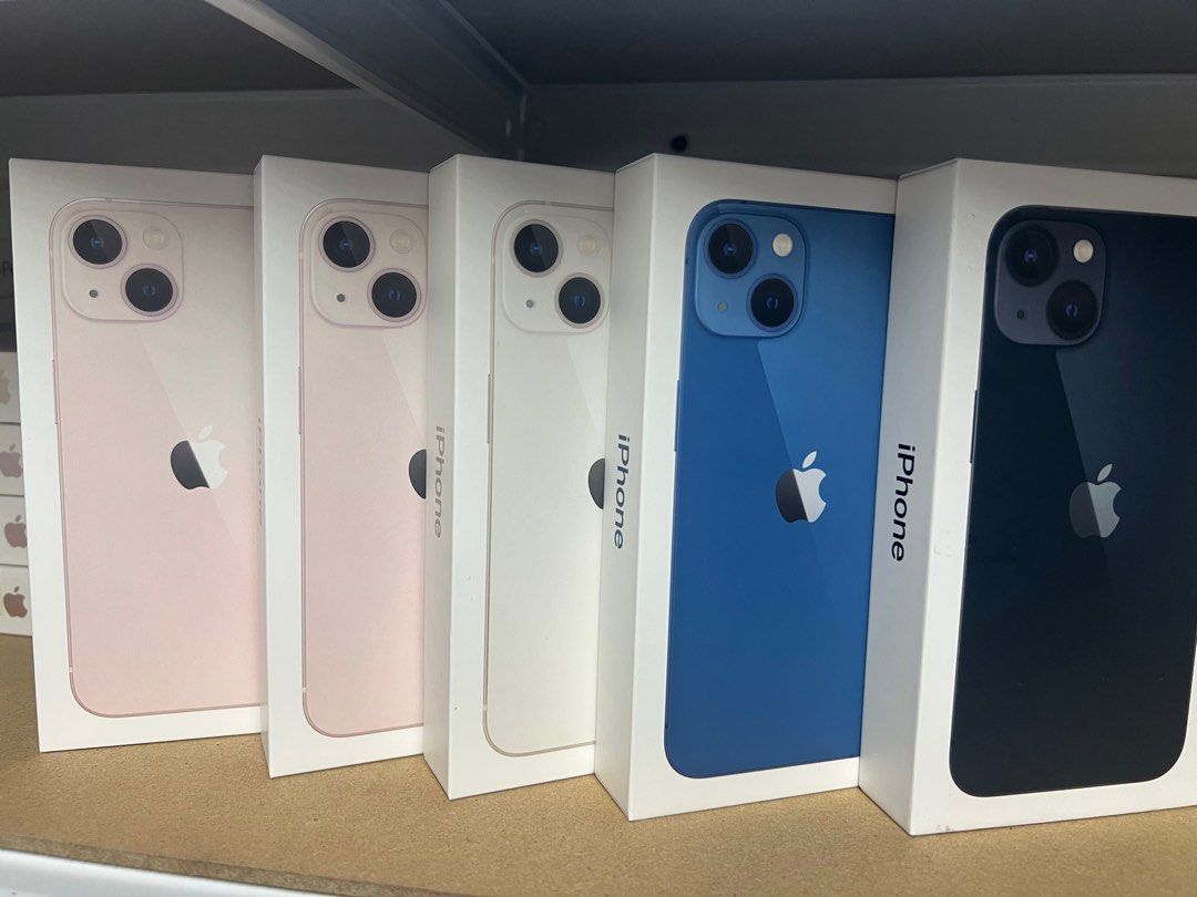 Iphone 13 128gb NTC Brandnew (Category: iPhone 13 Series) located in Quezon City. Submitted by legitgadgetforless (Listing ID 1249870106, Image 2). Description: Brandnew & Sealed Iphone 13 128gb Openline and NTC approved. Colors are Pink, Midnight, blue & Starlight. One year Apple Warranty! Will issue receipt from BIR for assurance and warranty purpose. ⭕️⭕️MOP : Bank transfer or Cash ✅Cod within Metro Manila and NCR+ ( Same day deliver ) ✅Meet u