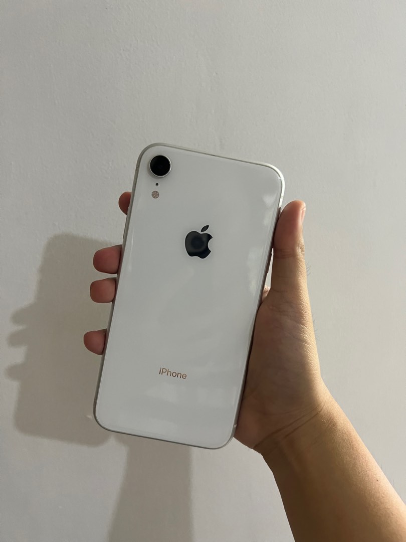 Iphone Xr on Carousell