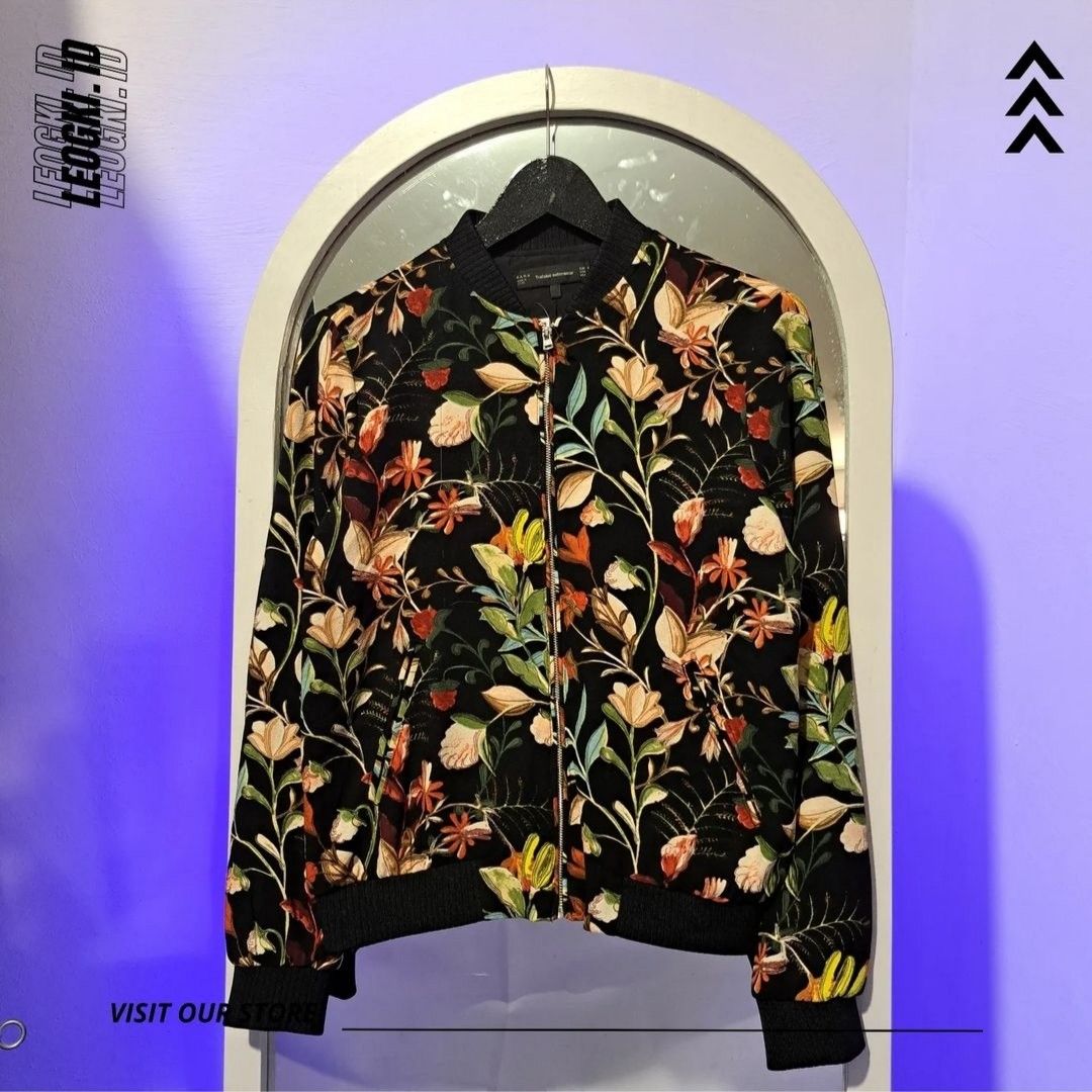 JAKET BOMBER ZARA FLORAL Fesyen Wanita Pakaian Wanita Atasan di