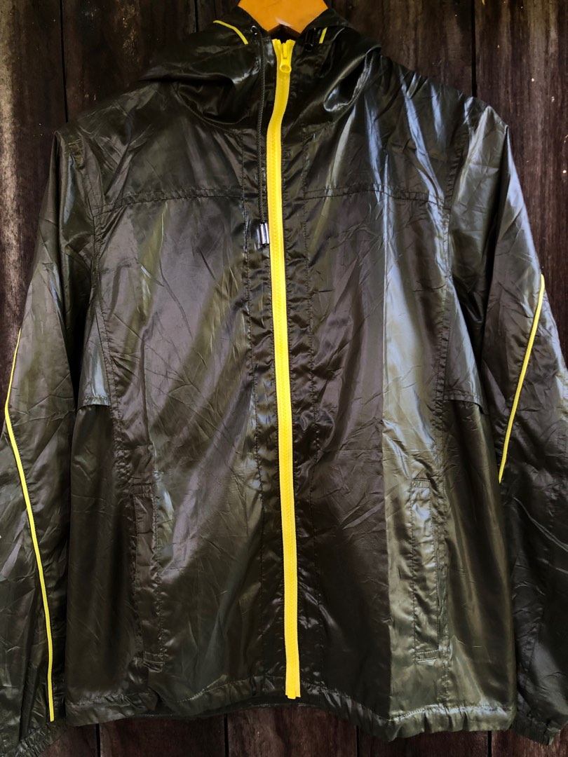 Uniqlo jaket pria top