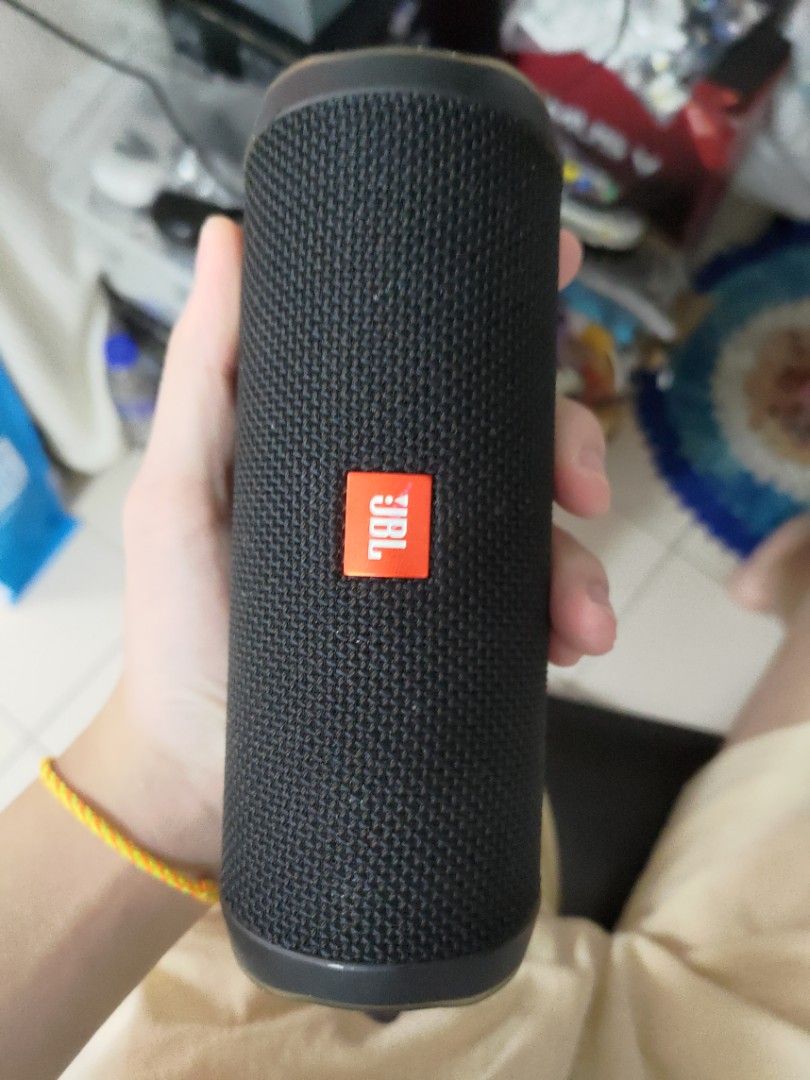 Olx jbl flip 4 sales