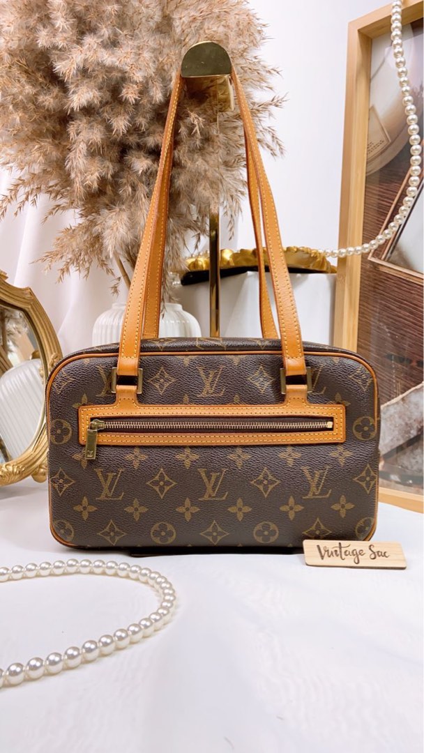Louis Vuitton LV Vintage Cite MM Shoulder Bag, Luxury, Bags & Wallets on  Carousell