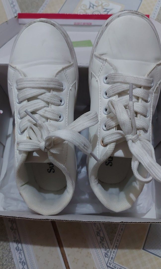 Kids sneakers size 13 outlet