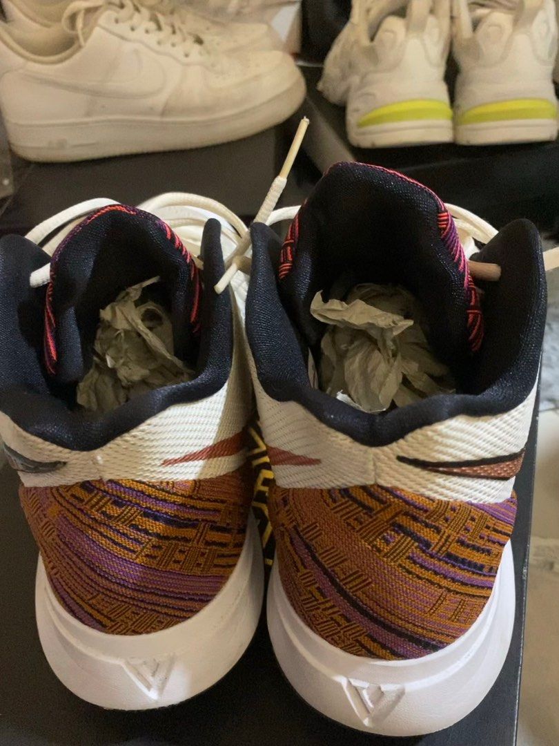 bhm kyrie 6