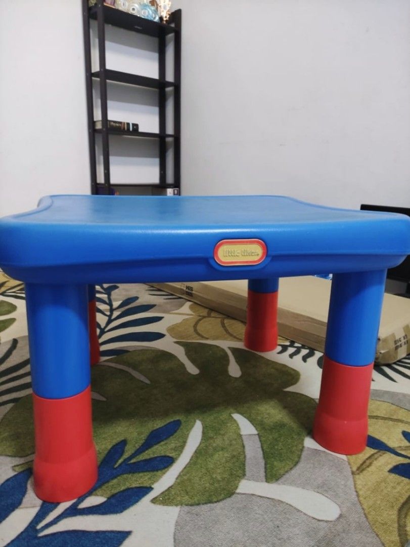 Little tikes Tables chair for kid