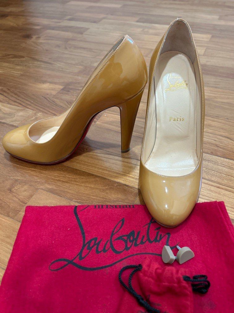 Gold louboutin pumps sale