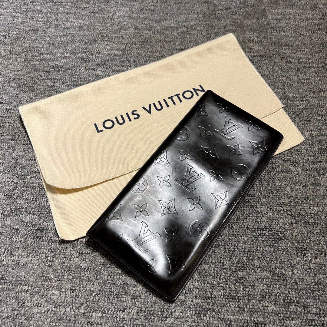 Louis Vuitton Checkbook Holder Long, Luxury, Bags & Wallets on Carousell