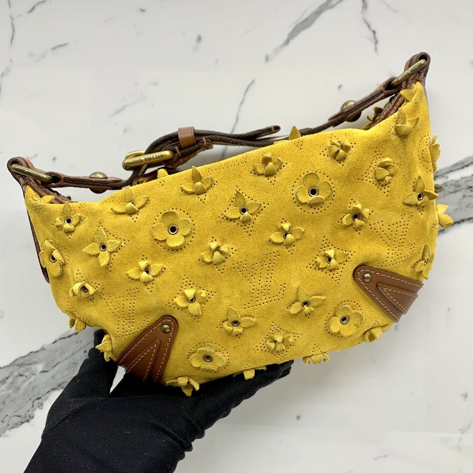 Louis Vuitton Limited Edition Yellow Suede Onatah Fleurs PM Hobo Bag,  Luxury, Bags & Wallets on Carousell