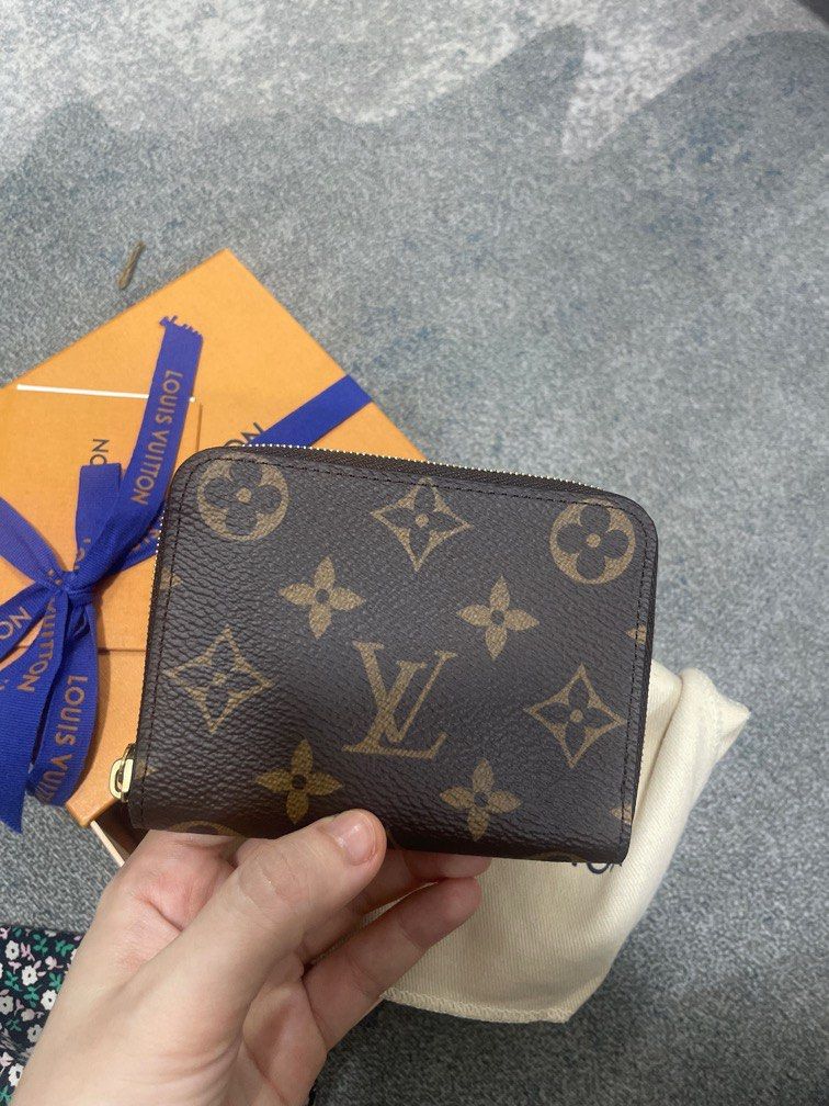 Shop Louis Vuitton ZIPPY COIN PURSE 2023 SS Monogram Unisex