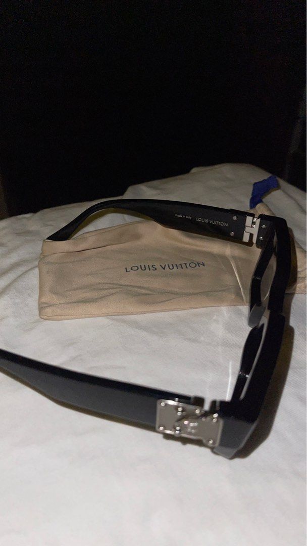 Louis Vuitton FW21 Match Sunglasses, Men's Fashion, Watches & Accessories,  Sunglasses & Eyewear on Carousell