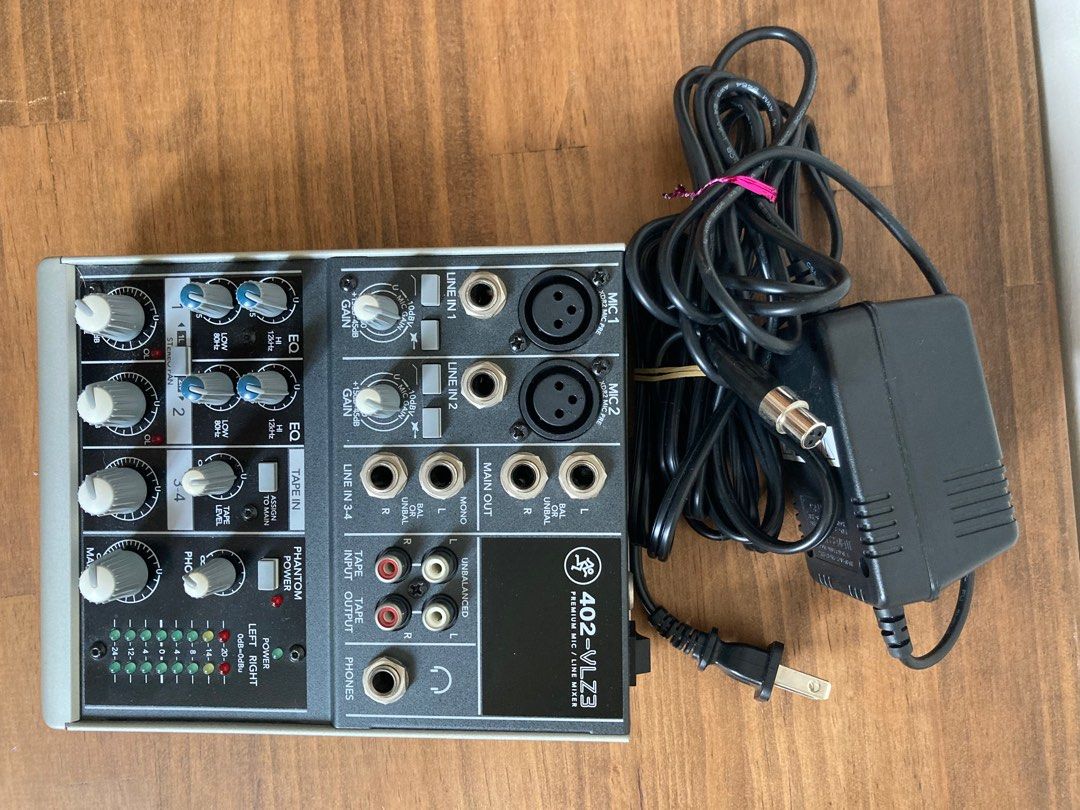 MACKIE 402 VLZ3 4軌 混音器 mixer, 興趣及遊戲, 音樂, 樂器在旋轉拍賣