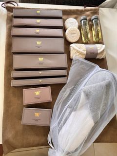 Marina Bay Sands Hotel toiletries and slippers