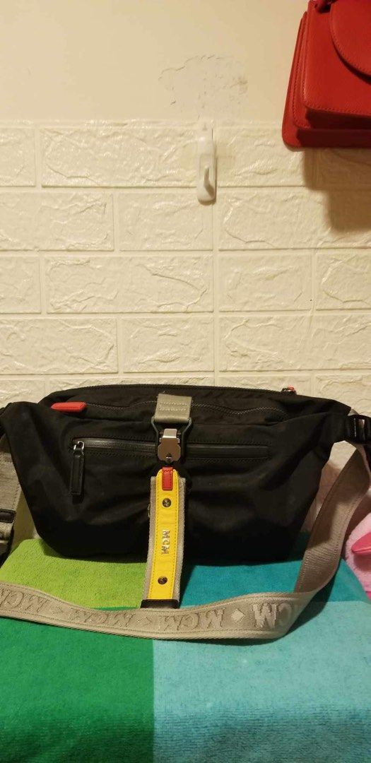 Mcm resnick best sale belt bag