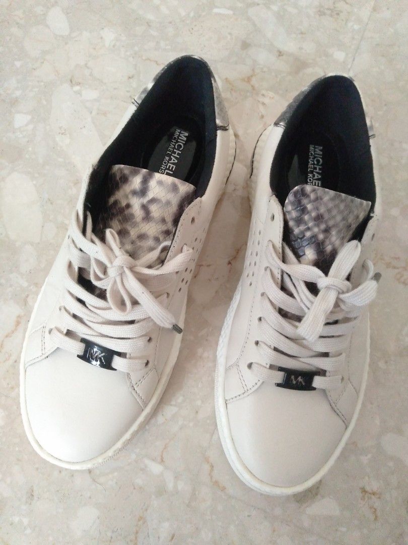 Michael kors walking shoes hotsell