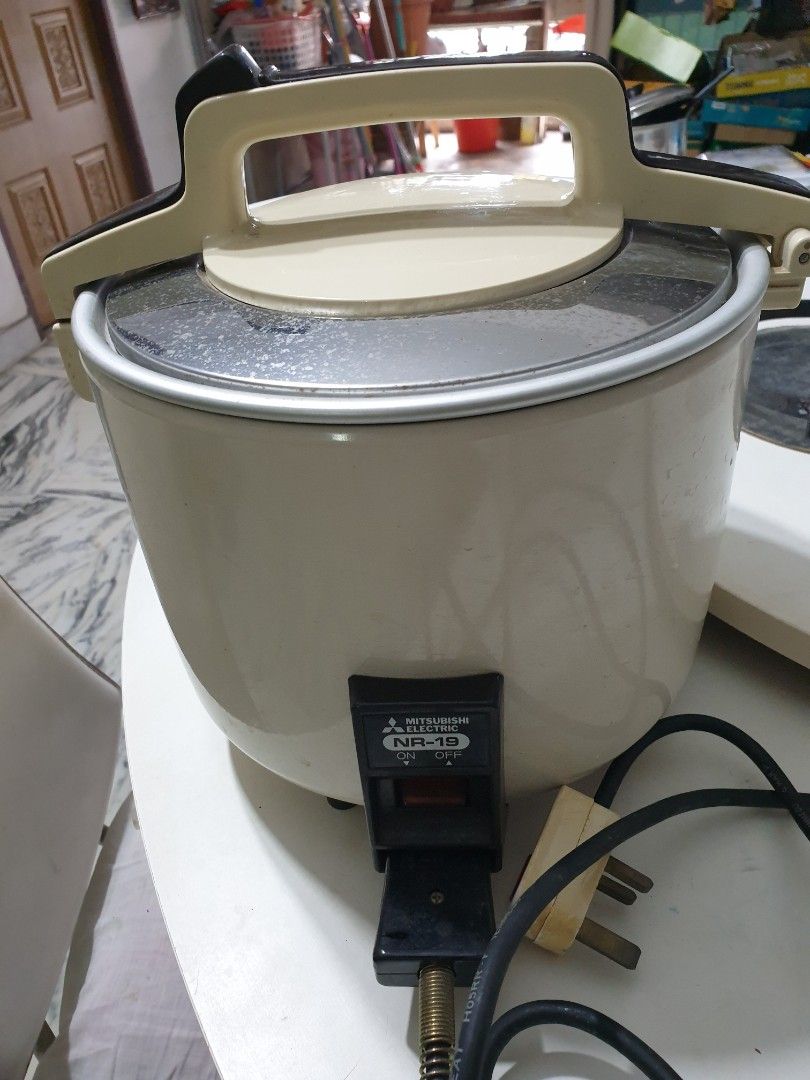 Mitsubishi rice cooker, TV & Home Appliances, Kitchen Appliances