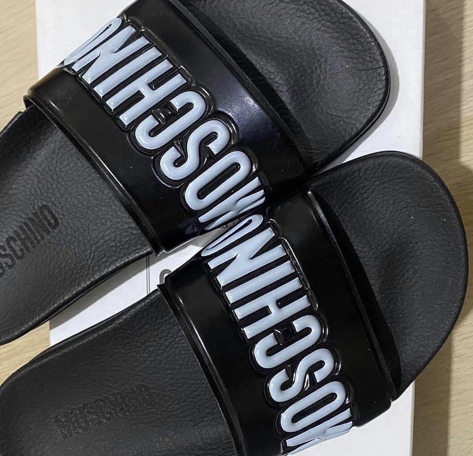 moschino slides red