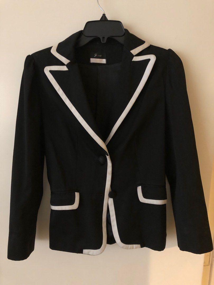 Navy Blazer with white piping (Category: Coats, Jackets and Outerwear) located in Makati City. Submitted by u.4.ria (Listing ID 1249942822, Image 1). Description: Navy blue with white piping With Italian fabric.