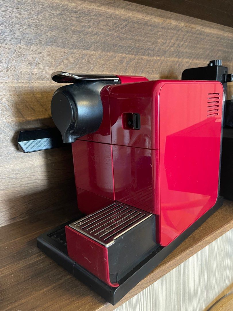 Nespresso Lattissima Touch, TV & Home Appliances, Kitchen Appliances