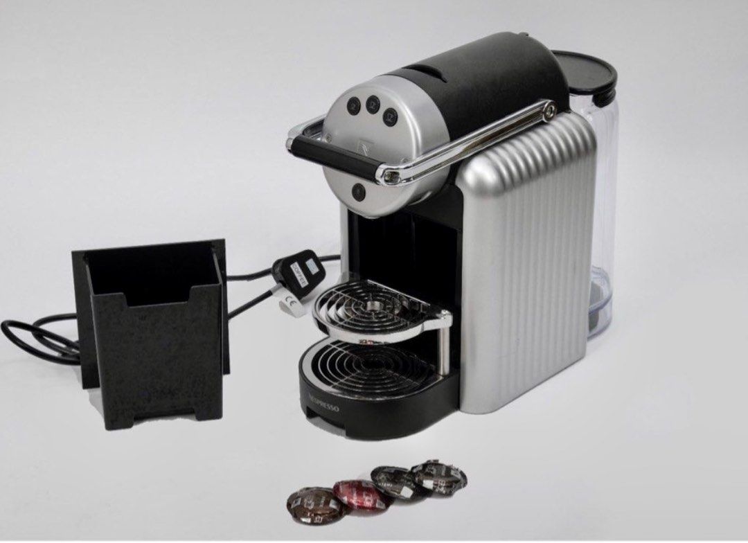 Nespresso Zenius ZN100 Pro Coffee Machine 咖啡機(商用機), 家庭電器