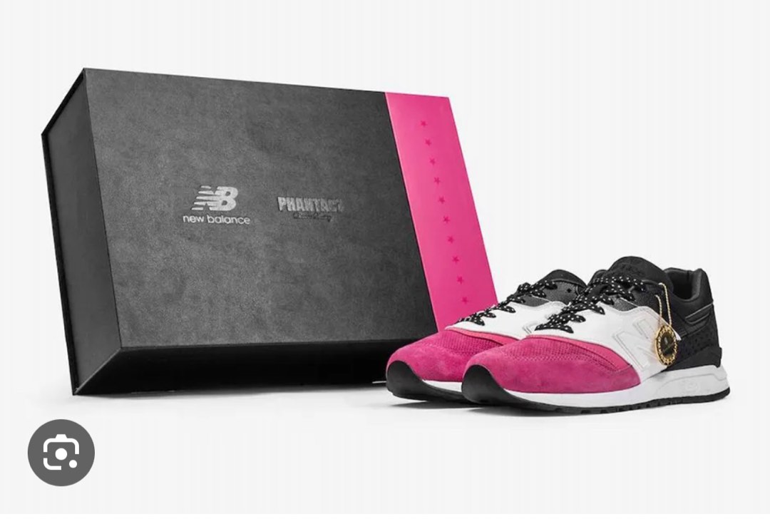 2 pair New balance 997.5 phantaci Jay Chou Man size 9.5 US Woman size 6 US  Selling in a pair $350 Use 3-5 time only Meet at tampines blk 851, Luxury,  Sneakers u0026 Footwear on Carousell