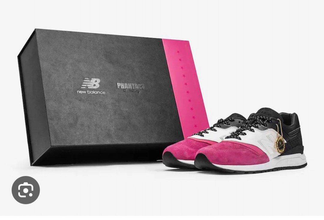 New balance tampines store