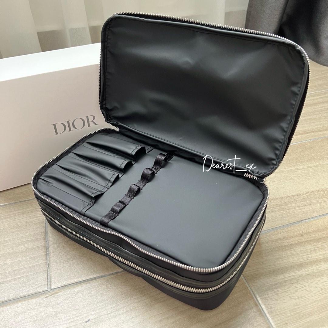 Dior backstage pouch shop