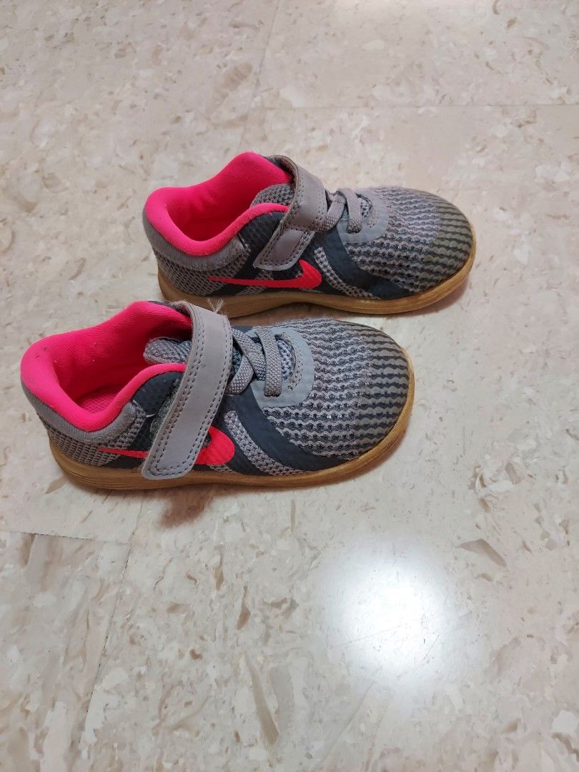 Nike 2c cheap shoes