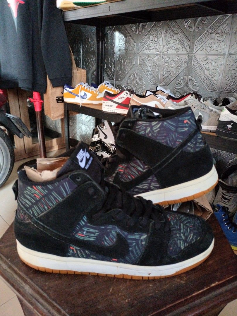Nike SB dunk high pro size 42, Fesyen Pria, Sepatu , Sneakers di